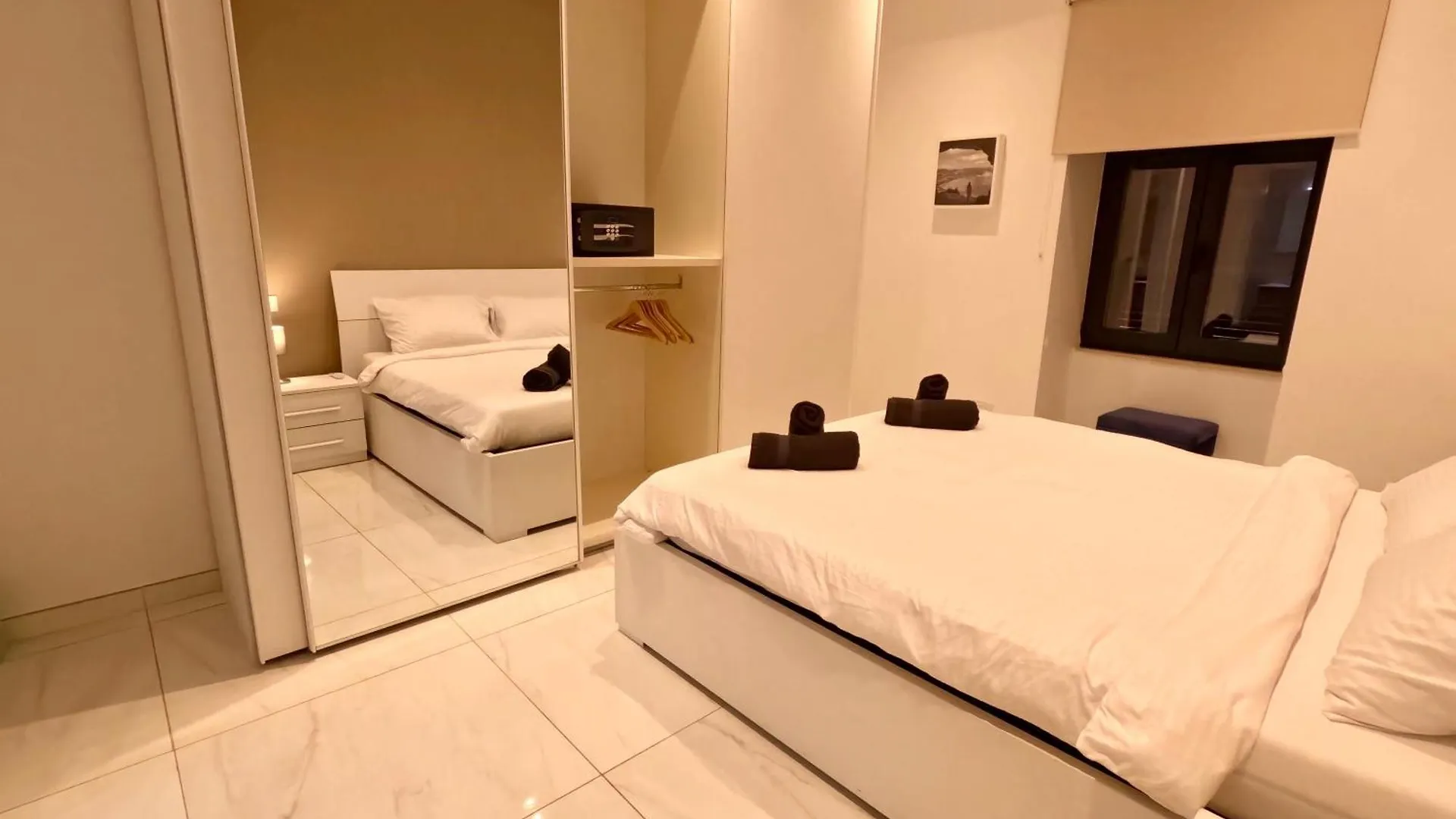 Modern Apartment In St Julian'S Malta, With Breathtaking Views Of Spinola Bay San Giuliano