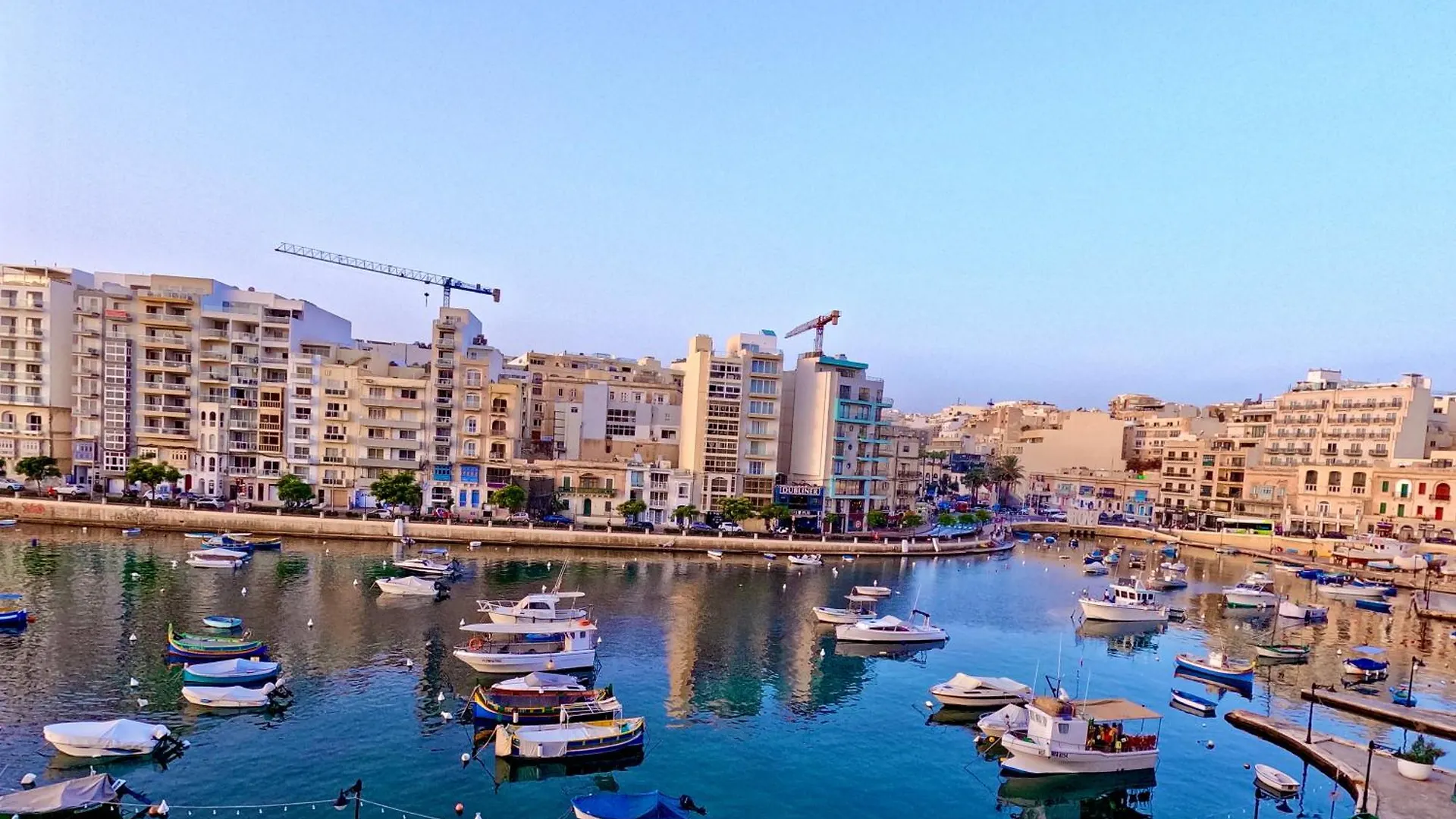 Modern Apartment In St Julian'S Malta, With Breathtaking Views Of Spinola Bay San Giuliano