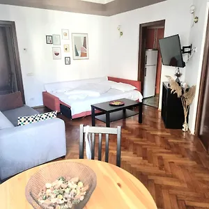 https://chillrelax-spacious-central.bucharesthotelsnow.com